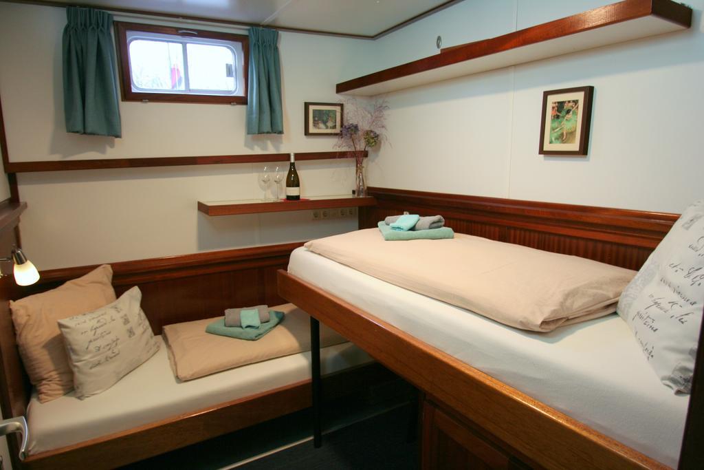 Hotelboat Fiep Amsterdam Eksteriør bilde